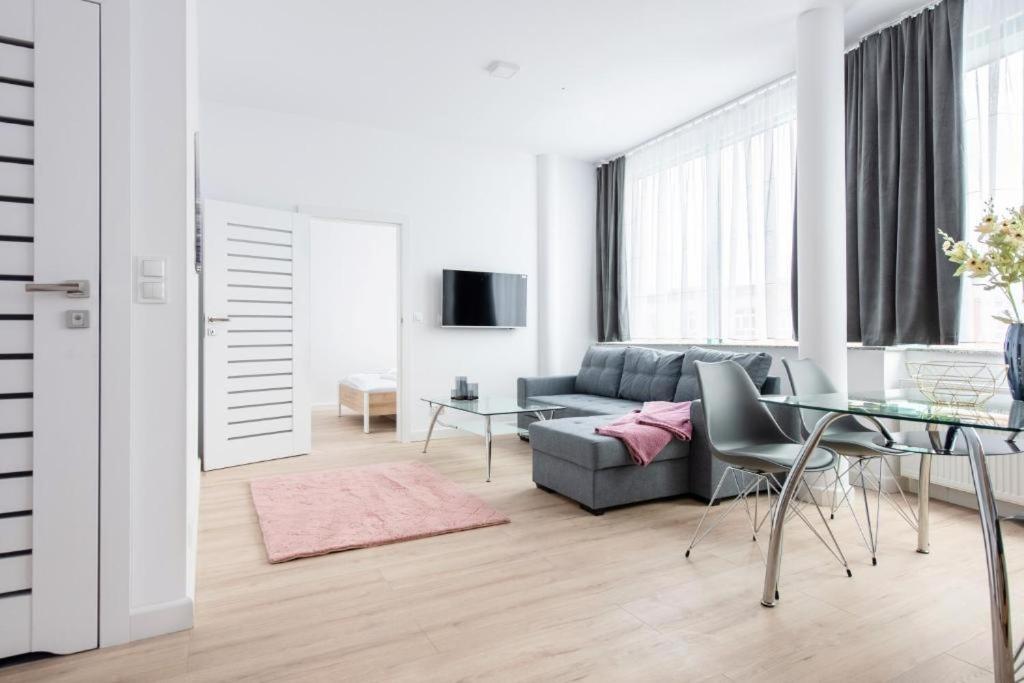 Reymonta 22 Apartamenty Opole Buitenkant foto